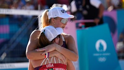 Kristen Nuss and Taryn Kloth upset in the Round of 16