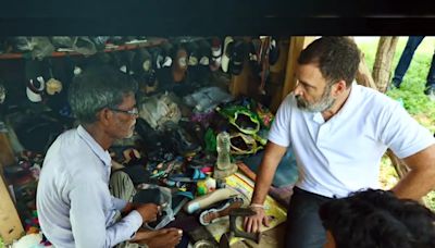 Rahul Gandhi Makes Brief Stop At Cobbler Shop On Way Back To Lucknow