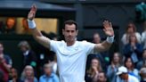 Djokovic, Swiatek advance before Wimbledon celebrates British hero Murray