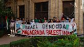Juventud Córdoba por Palestina mantiene un encierro en Filosofía y Letras 'para que se ponga fin al genocidio'