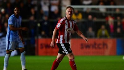 Exeter City's oldest ever player shows value in helping teenage stars