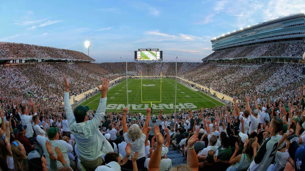 Ranking the football stadiums of the new look Big Ten