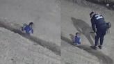 Policía hace hallazgo insólito: un bebé gateando solo en la calle durante la madrugada; se escapó de su casa
