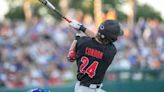 Charlie Condon blasts record-breaking home run for Georgia against South Carolina