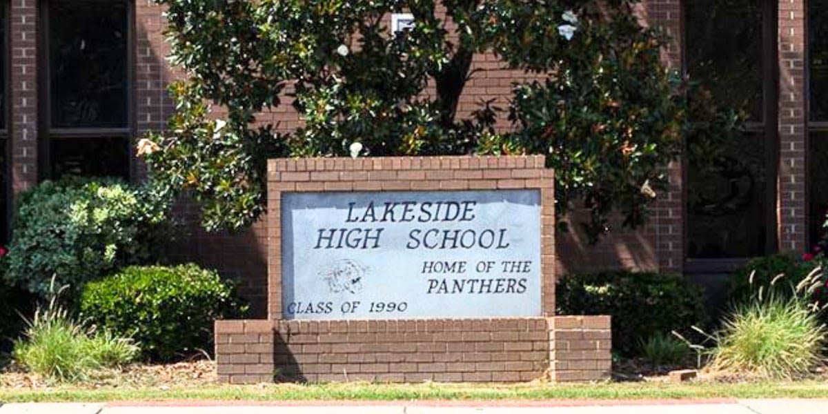 No injuries reported in gas leak outside of Lakeside High School