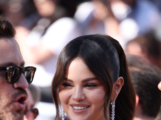 Selena Gomez Wears Stunning Off-The-Shoulder Gown to Cannes Film Festival Premiere
