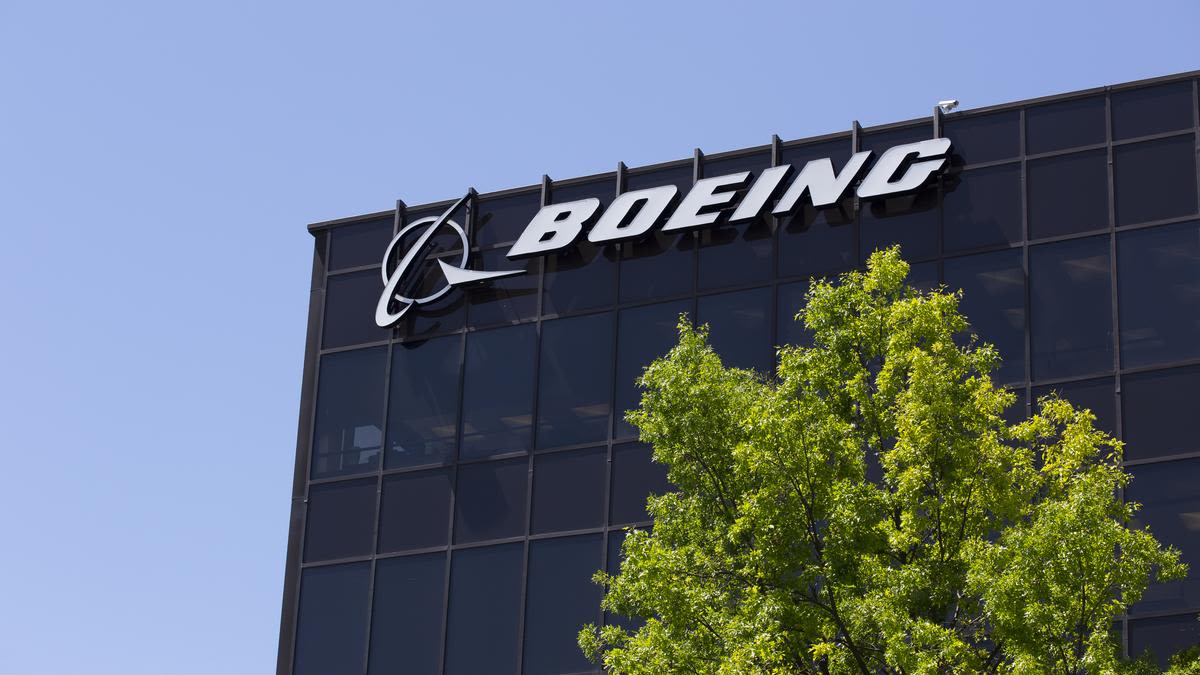 Boeing awarded $7.5B contract for St. Charles-made 'smart' bombs - St. Louis Business Journal