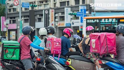 送餐兼環島？外送員曝高雄訂餐送台北…「單趟8小時」早餐送到變晚餐