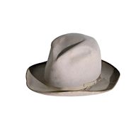Named after the famous Western actor Tom Mix. Has a high crown and a wide brim that is turned up at the sides. Often decorated with a colorful hatband. Popular among Western enthusiasts and collectors of Western memorabilia.