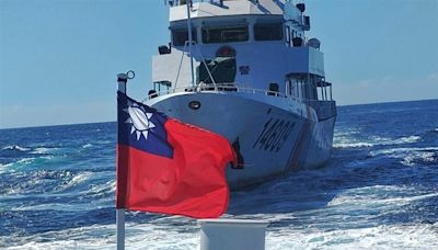 中國海警船海峽中線驅趕台灣漁船 海巡2艦3艇馳援