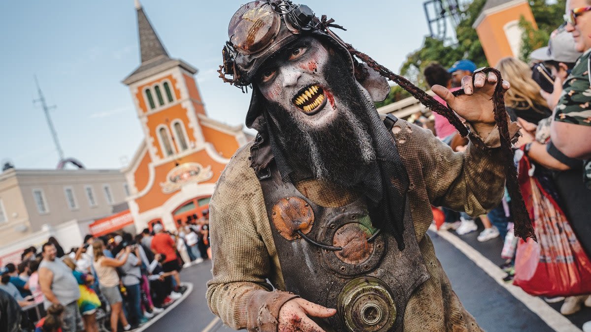 2024 Fright Fest at Six Flags Great America to begin Saturday with haunted houses, Kids Boo Fest and more