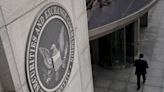 SEC Targets Its Own Staff’s Texting, Nixes WhatsApp on Work Phones