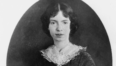 ‘The Letters of Emily Dickinson’ Book Review: A Poetic Collection | KQED