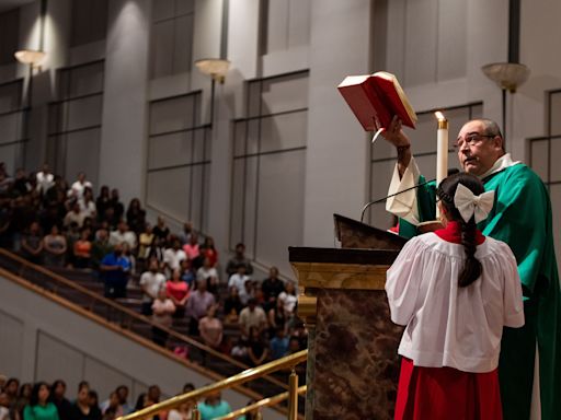 Iglesia hispana se convierte en la parroquia católica más grande de Nashville