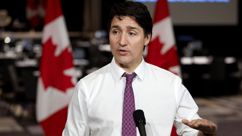 Senators write to Canada’s Trudeau asking him to meet 2% GDP defense spending commitment | CNN Politics