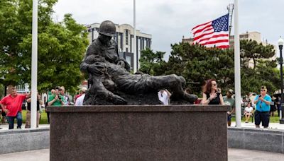 Sculpture of hero World War II medic Bernie Friedenberg unveiled in Atlantic City