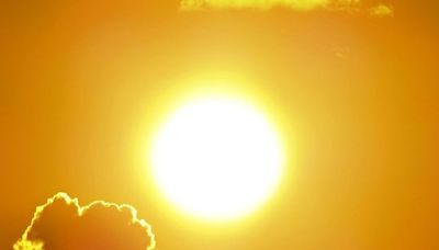 Iran shuts Sunday to tackle heatwave
