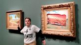 Detuvieron a una activista por pegar un cartel sobre un cuadro de Monet en un museo de París | Sobre "Las Amapolas"