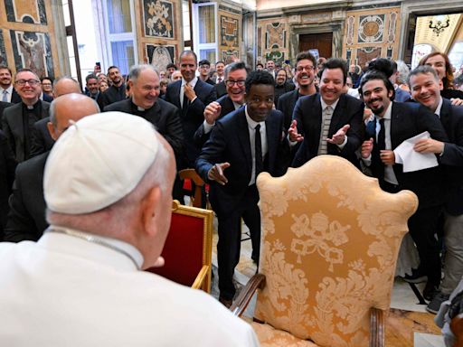 El especial regalo que llevó Malena Guinzburg al Vaticano, la llamativa respuesta del Papa y el encuentro con Jimmy Fallon