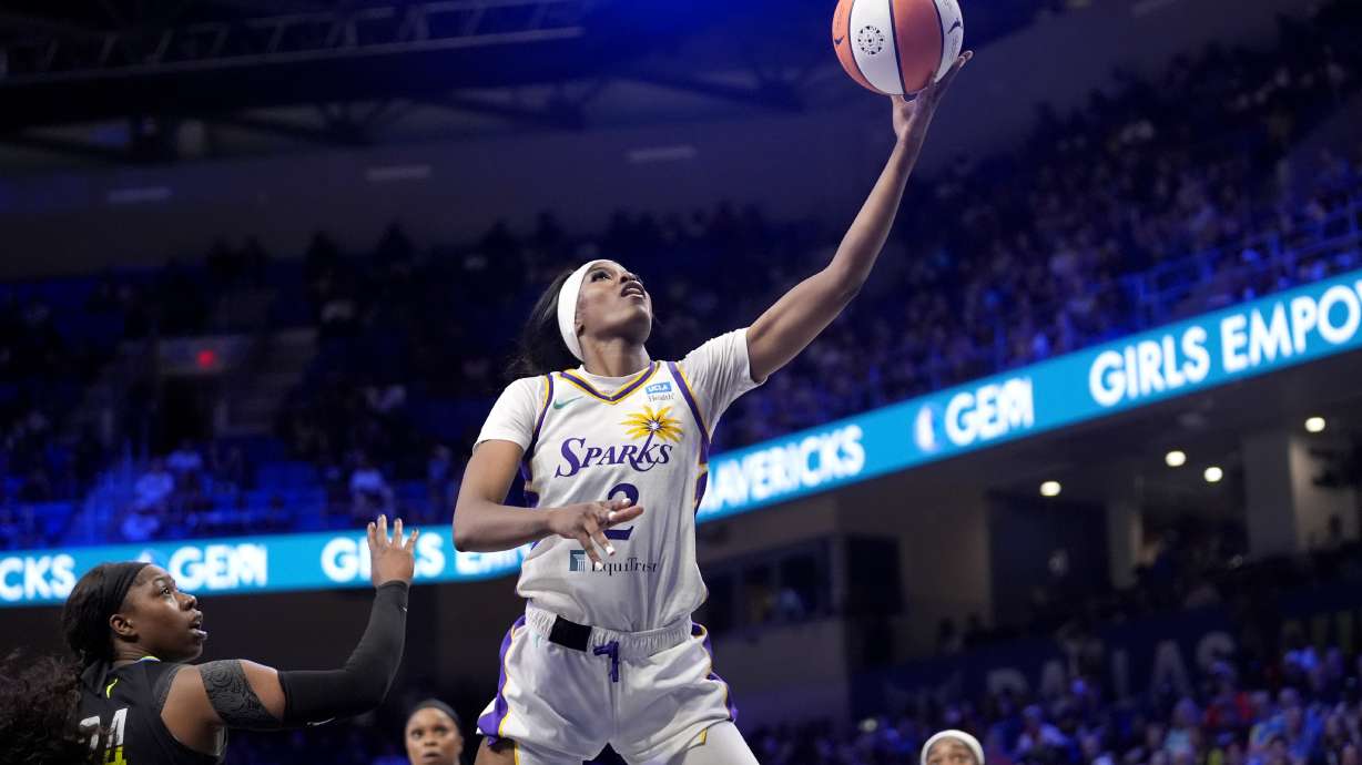 Dearica Hamby scores 27, Rickea Jackson adds 23 as Sparks beat Wings 87-81