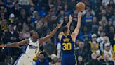 Sabonis dunks with 22 seconds left, Curry loses ball as Kings hold on to beat Warriors 134-133