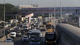 Avenida Brasil: motoristas mudam de horário, de rota e até fogem para evitar trânsito; BRT registra aumento de passageiros