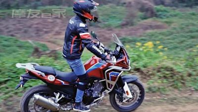 Lo de las copias chinas es increíble: no, no es una Honda Africa Twin, aunque lo parezca