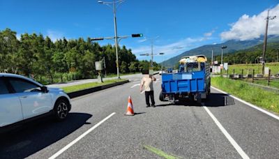 貨車輪胎「跑」了? 花蓮鳳林警熱心協助 | 蕃新聞