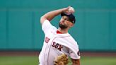 Wacha sharp, Red Sox hold off Cardinals' rally in 9th