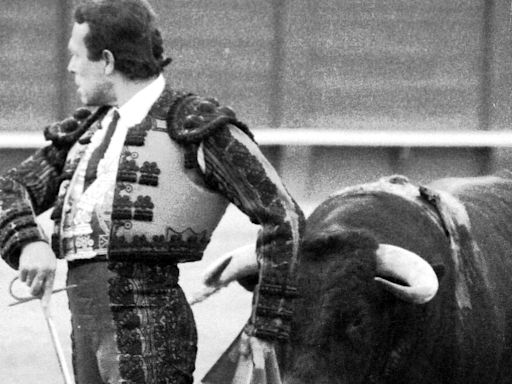 Curro Romero y ‘Flautino’: una faena para un monumento