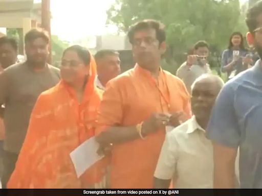 "We Are Not VIPs": Gorakhpur BJP Candidate Ravi Kishan Waits In Queue To Vote