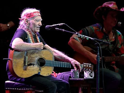 Review: National treasure Willie Nelson’s 4th of July Picnic in Camden with Bob Dylan, Mavis Staples, Robert Plant & Alison Krauss