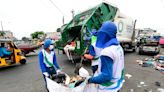 20 toneladas de basura se recogen al día en el sector del ‘mall del piso’, en el suburbio de Guayaquil