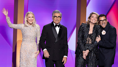 'Schitt's Creek' Fans Are Sobbing Over Cast Emmys Reunion