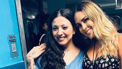 “Ella es espectacular”: el reencuentro en Miami de Mon Laferte y Maura Rivera