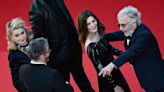 Festival de Cannes 2024 : Chiara Mastroianni et Catherine Deneuve réunies en l’honneur de Marcello