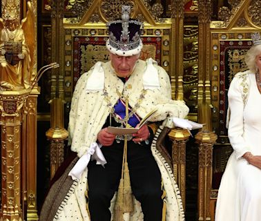 Promise of a Changed U.K. Comes Wrapped in Royal Tradition