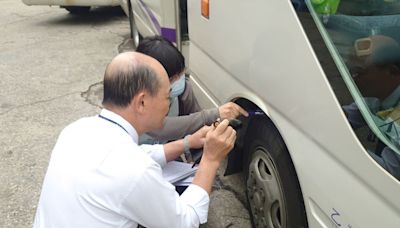 康橋校車1學期翻車兩次太扯 新北市教育局令國中部減招1個班 | 蕃新聞