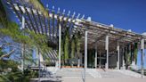 Pérez Museum in Miami Replaces Hanging Garden with Plastic Plants