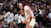 South Carolina's Dawn Staley, Kamilla Cardoso ring opening bell at New York Stock Exchange