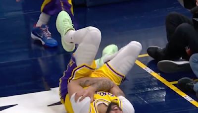 Anthony Davis Exits Lakers-Nuggets Game 5 After Trying to Fight Through Injury