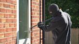 These 8 signs proves that your home is the thieves Next Target