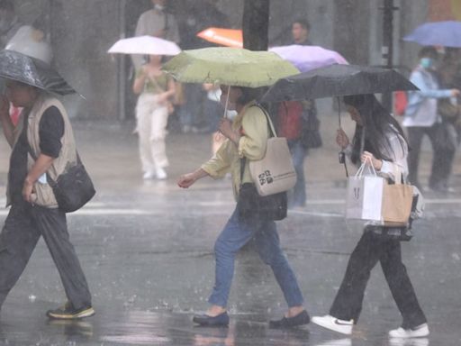 5縣市豪大雨！颱風「艾維尼」有望今晚生成 下週梅雨鋒面襲台變天｜壹蘋新聞網