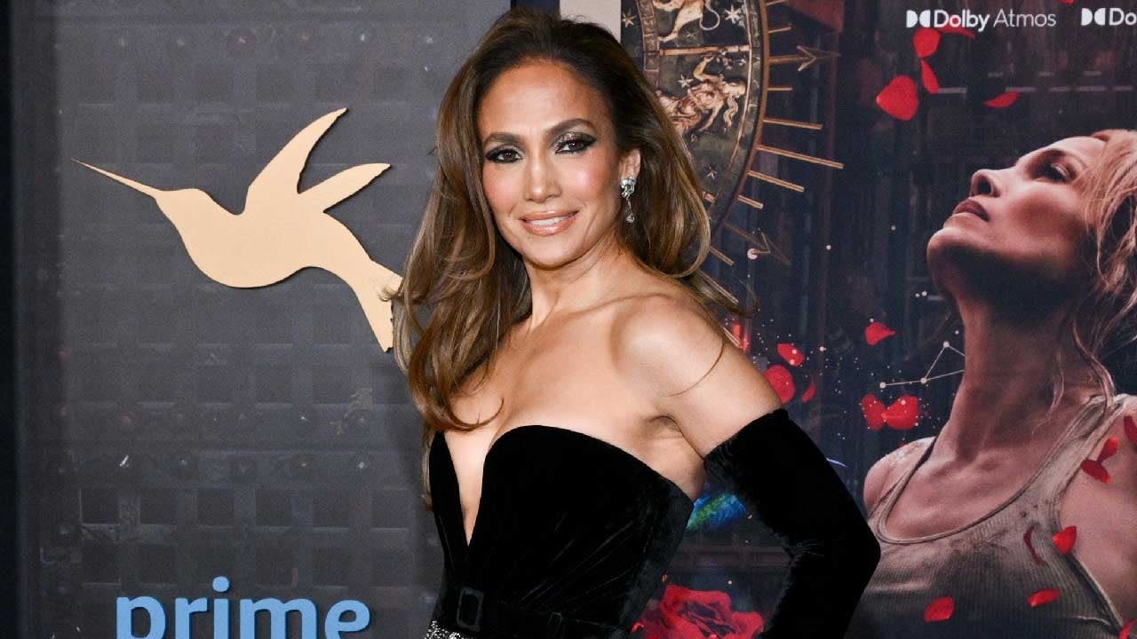 Jennifer Lopez Ditches Wedding Ring in Latest Social Media Post