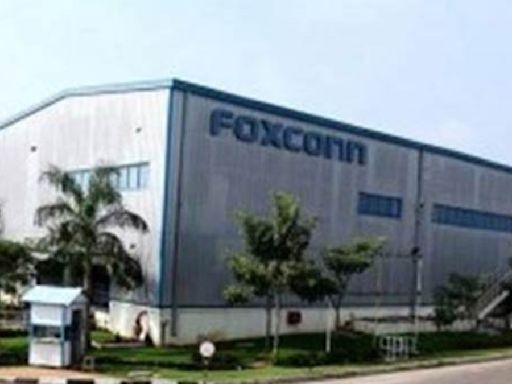 Married Women Denied Jobs At Foxconn's iPhone Factory In Chennai? Centre Steps In