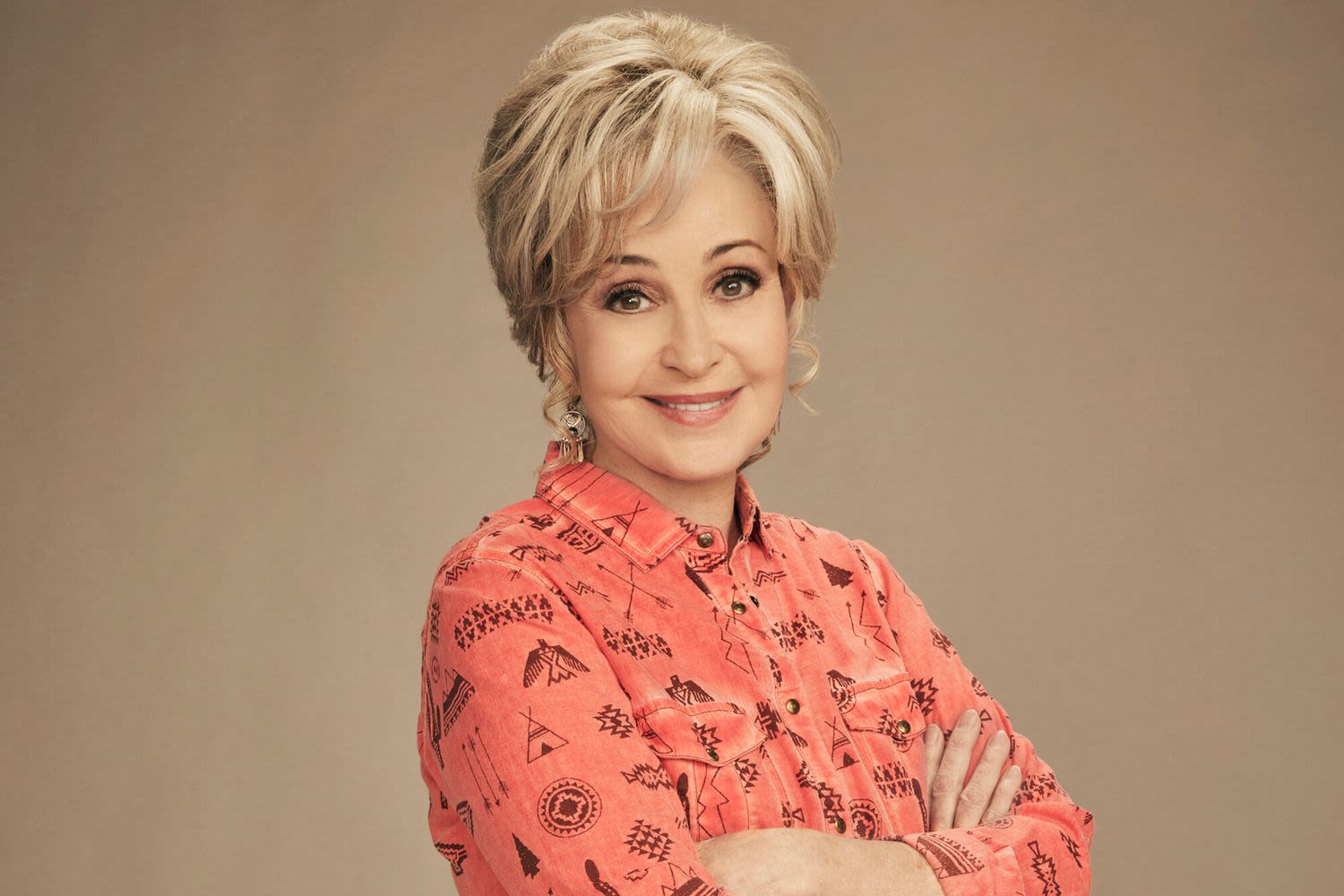 Annie Potts and Her 'Young Sheldon' 'Family' Gather at Her Home for Finale Watch Party: 'Grateful'