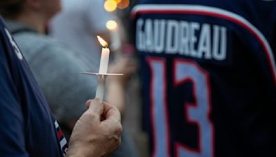 Blue Jackets fans, players remember Johnny and Matthew Gaudreau at a candlelight vigil in Columbus