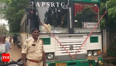 Andhra man steals bus to meet wife, lands in police net | Vijayawada News - Times of India