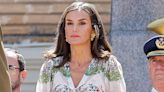 La reina Letizia estrena un vestido floral de 2020 en un día emotivo para la princesa Leonor