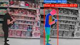 Desarrollan un software que detecta gestos sospechosos de hurto en supermercados